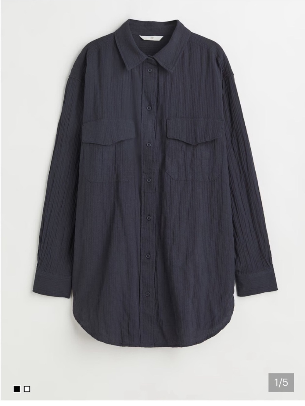 H&M black Button-Down Shirt size small
